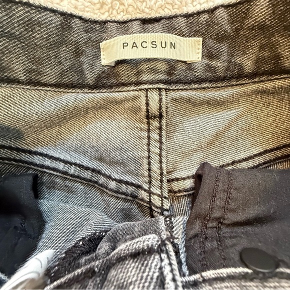 Gray Distressed Women's Jeans - Picture 4 of 5